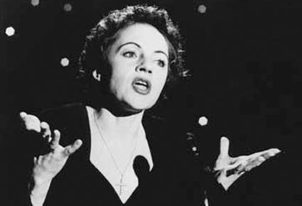 Édith Piaf  صنعت عرشها الغنائي بين الألم والأمل